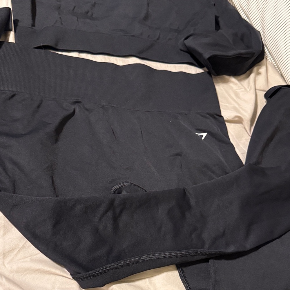 Gymshark set Black Athletic Set with Logo size L - Picture 3 of 4